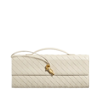 Andiamo White